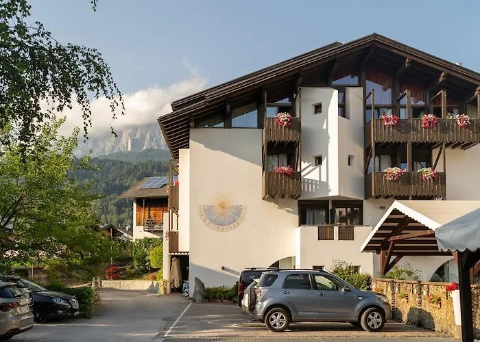 Hotel Castel Pietra